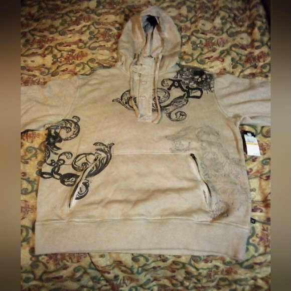 Artful Dodger Ancient Rustic Gothic Graphic Design Spray Hoodie Men's XL Wheat - Picture 2 of 16